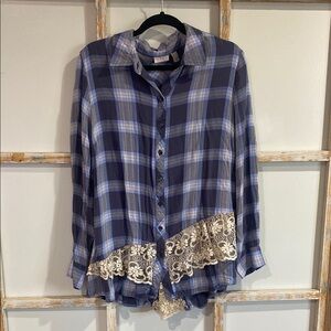 LOGO by Lori Goldstein Blue Plaid Button Down Shirt with Cream Lace